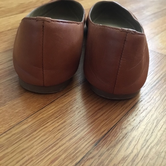 Audrey Brooke leather flats - Picture 2 of 3